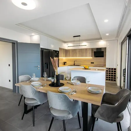 Apartment Luxury Sol Makarska