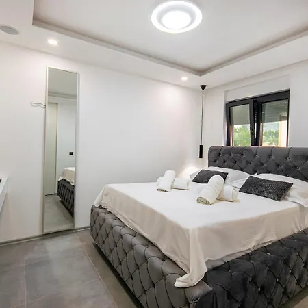 Luxury Sol Apartment Makarska